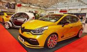 Тюнинг ателье Elia Racing "прокачали" Renault Clio RS и Twizy [фото]