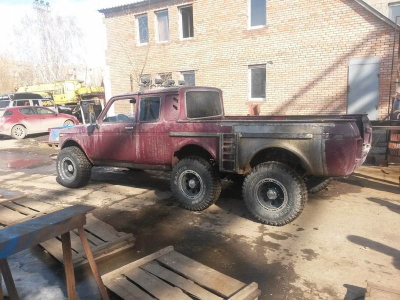 Наш ответ Mercedes AMG 6х6